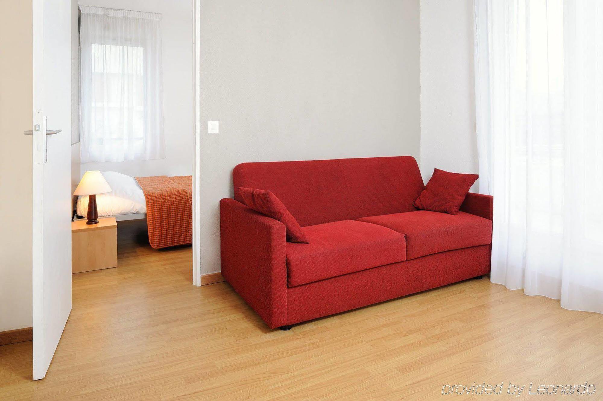 Sejours & Affaires Paris-Nanterre Aparthotel Exteriör bild