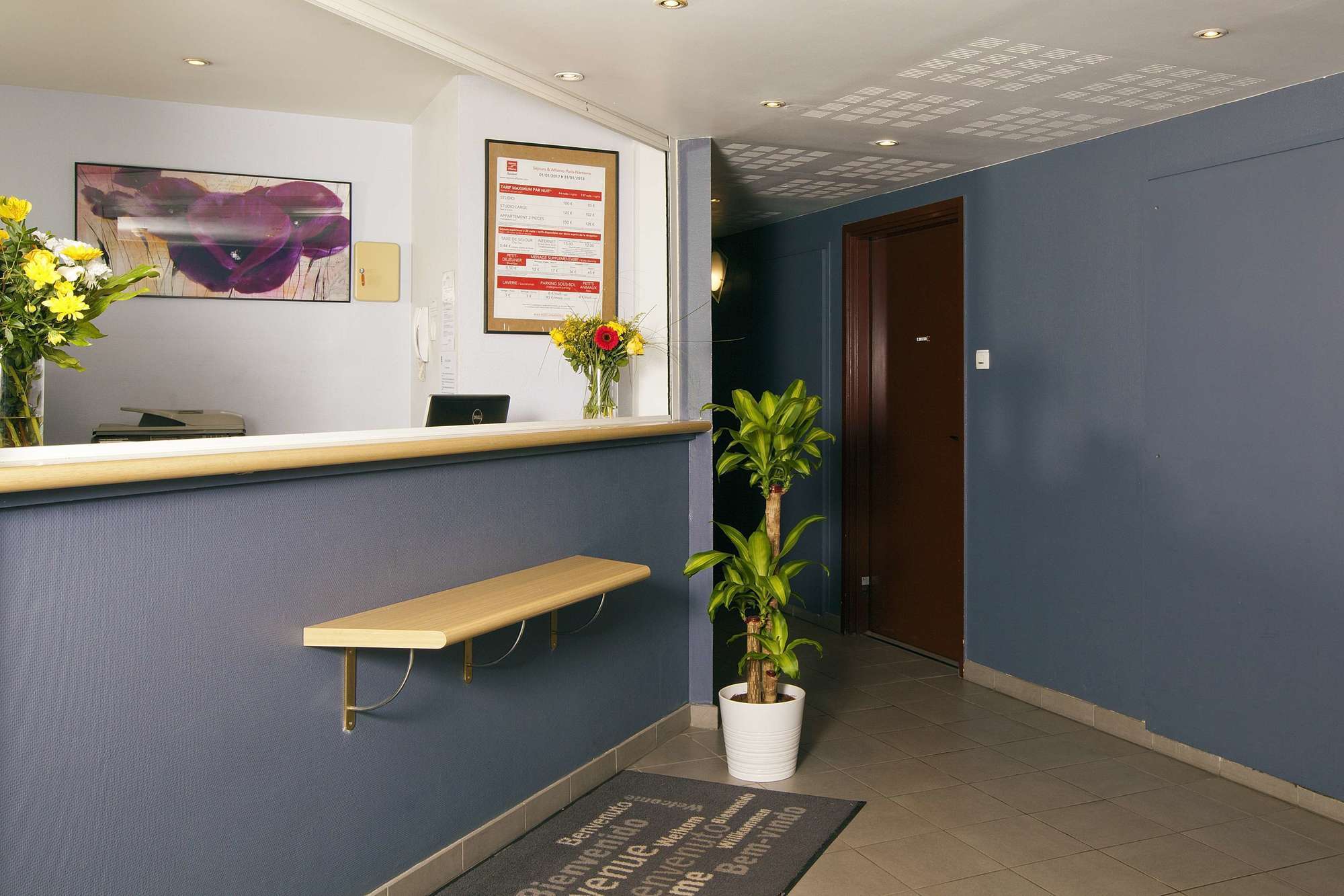 Sejours & Affaires Paris-Nanterre Aparthotel Exteriör bild